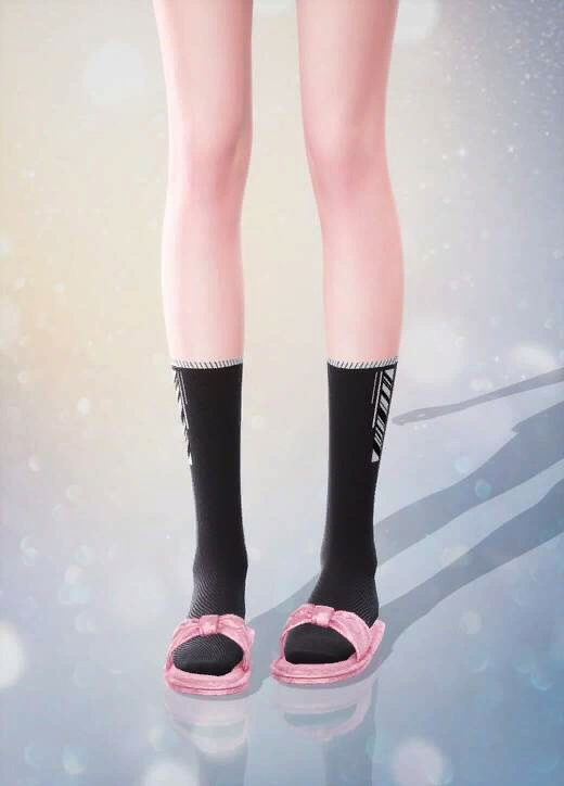 monochrome_stripes-socks